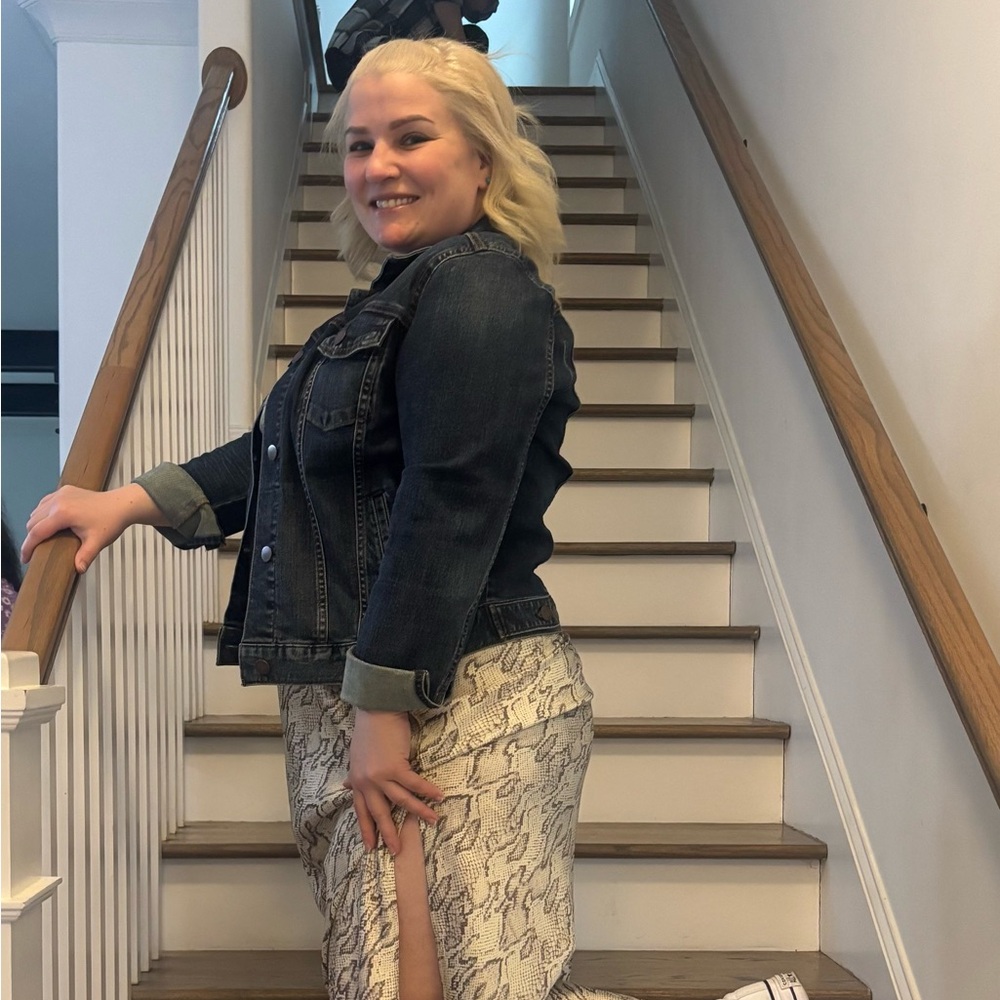 Meet your Posher, Karla